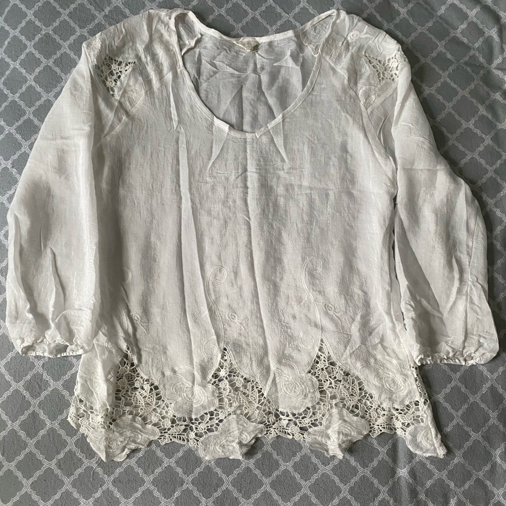 🌿 White Oversized Tunic